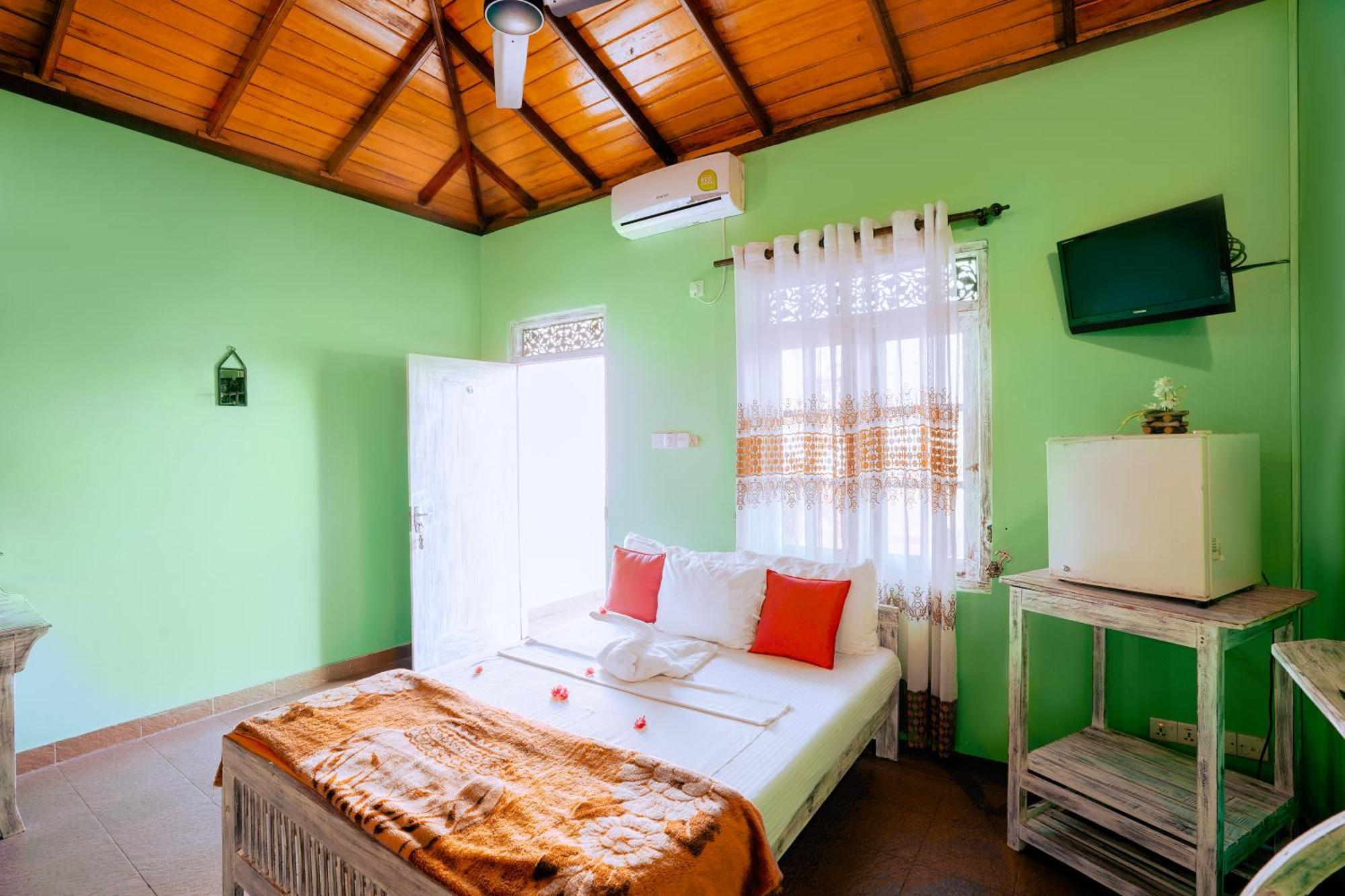 Frangipani Motel Galle Ngoại thất bức ảnh